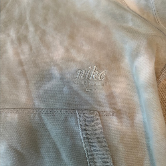 Nike Gray Tie-Dye Hoodie - Picture 3 of 8